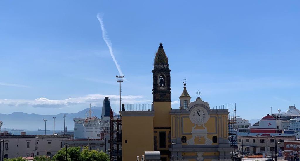 La Terrazza Sul Porto Apartment เนเปิลส์ ภายนอก รูปภาพ